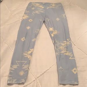 LuLaRoe icy blue leggings